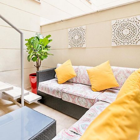 Апартаменти Maba/Private Backyard/Walk To Downtown/Large Smart Tv Малага Екстер'єр фото